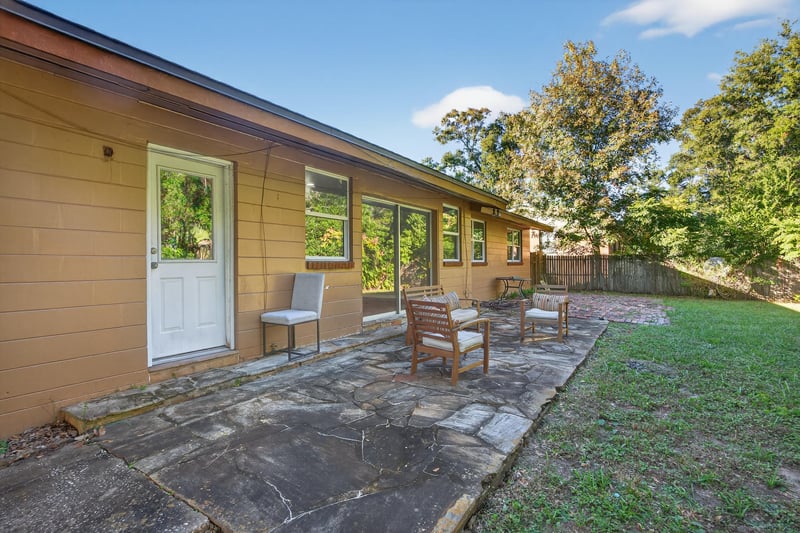 Photo 33 of 1355 Lamanto Ave E, Jacksonville, FL 32211, photographed by Megapixeler