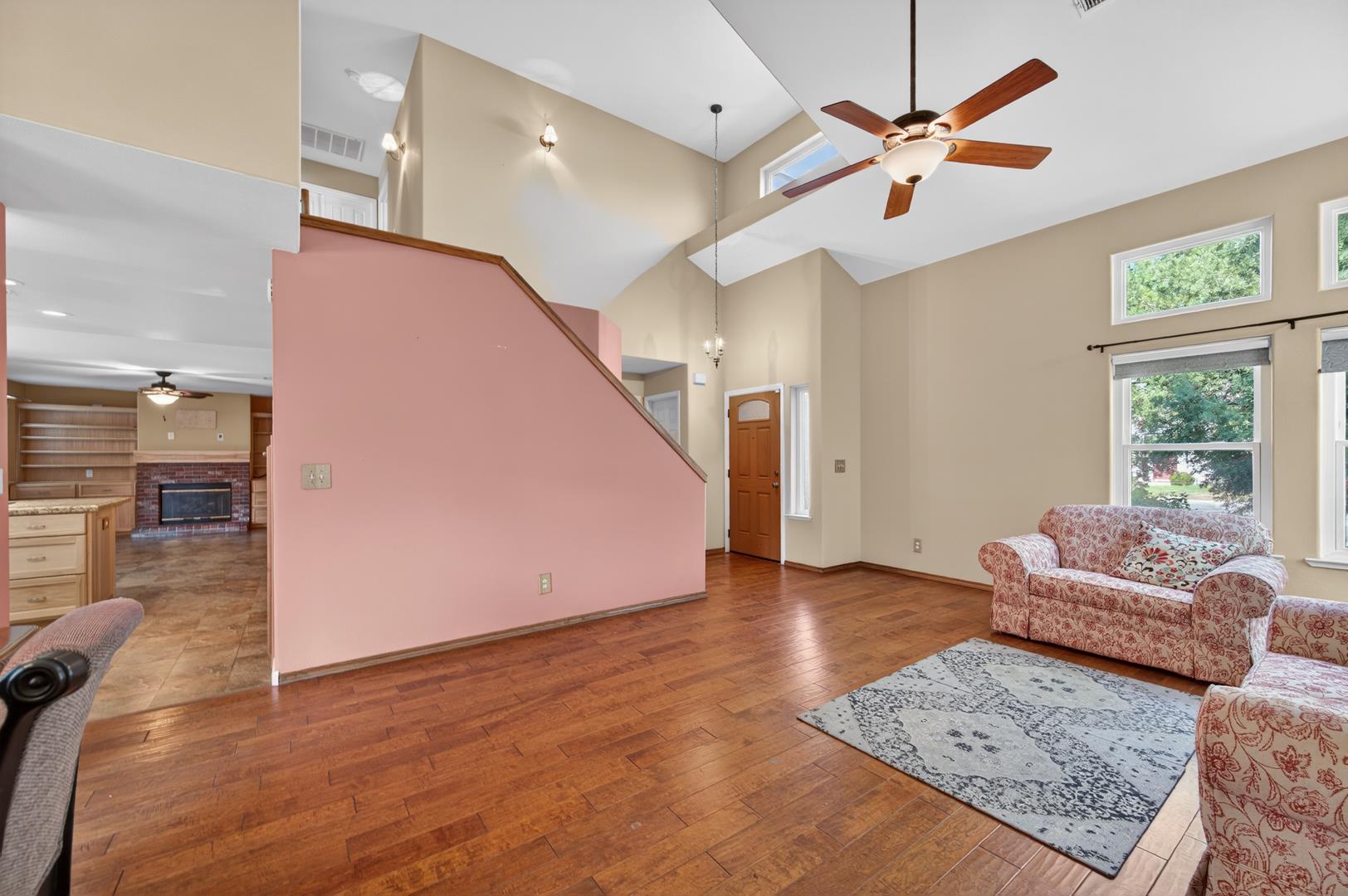 1881 E Frederick Ave, photo 15