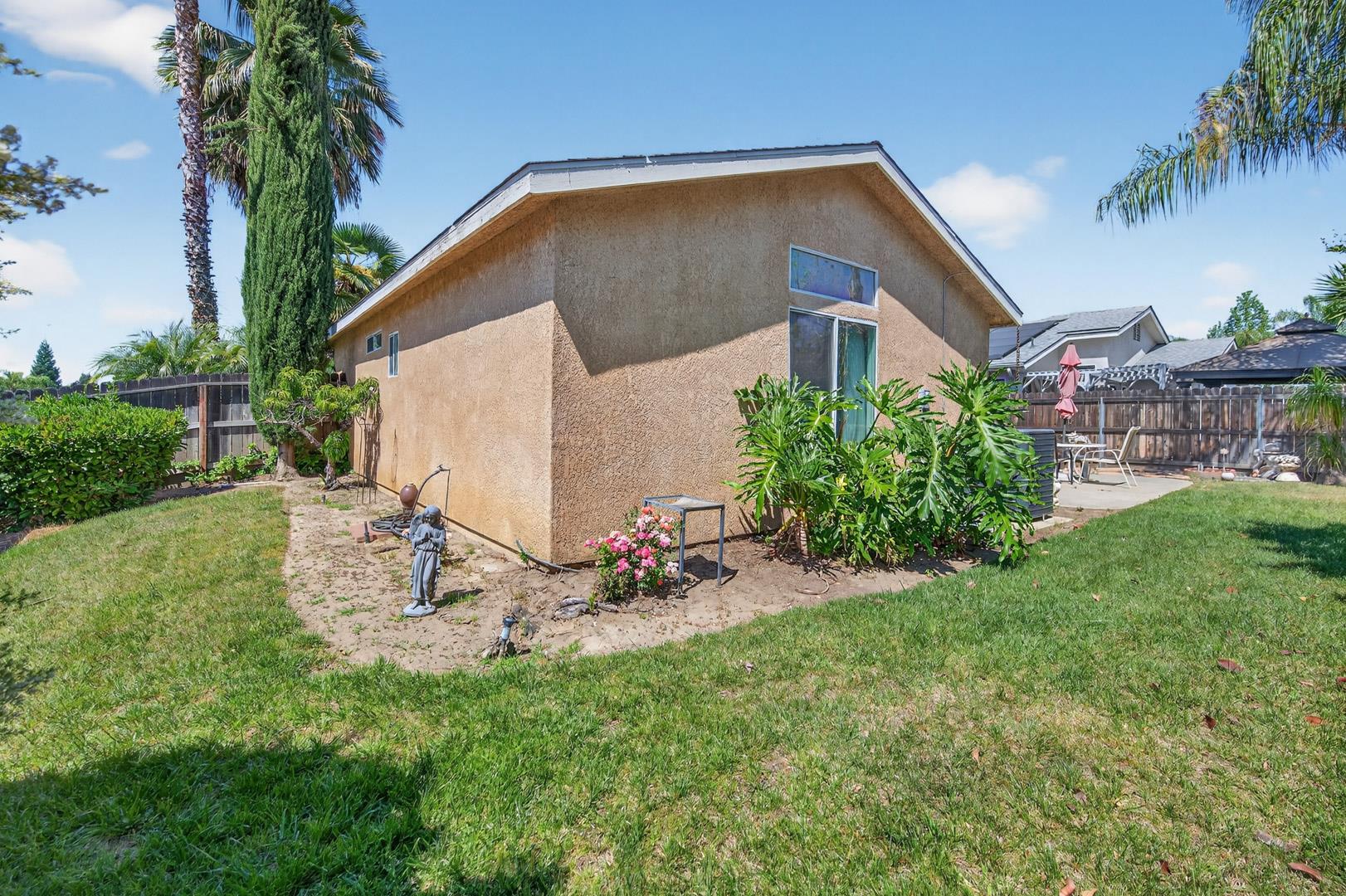 2335 Golden Ave, photo 18