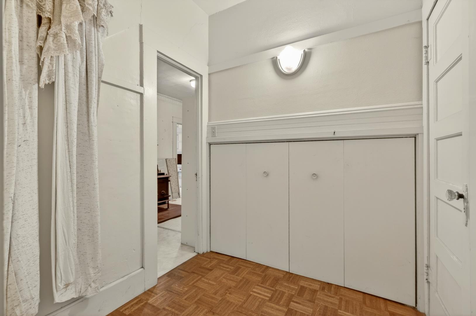 435 N Alta Ave, photo 52