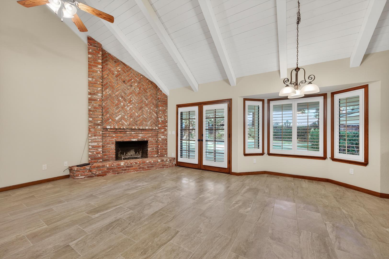 816 E Country View Cir, photo 34