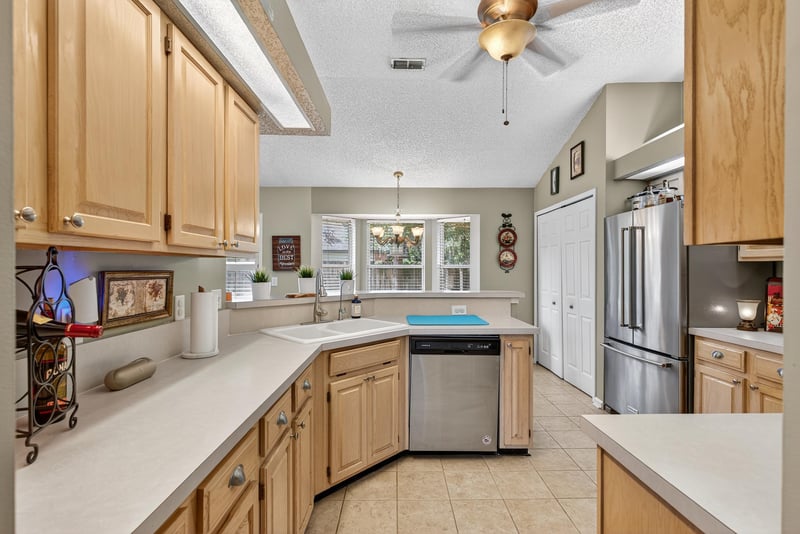 Photo 12 of 629 Hummingbird Ct, Jacksonville, FL 32259, photographed by Megapixeler