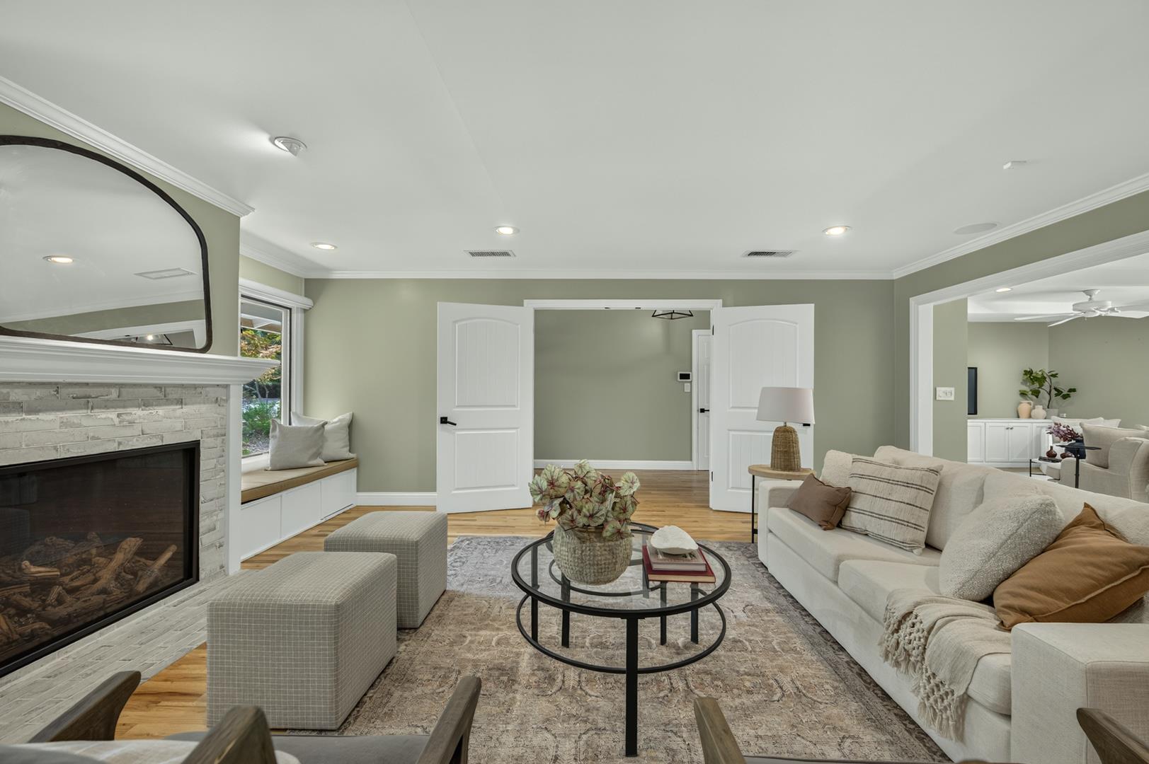 505 E Swift Ave, photo 28