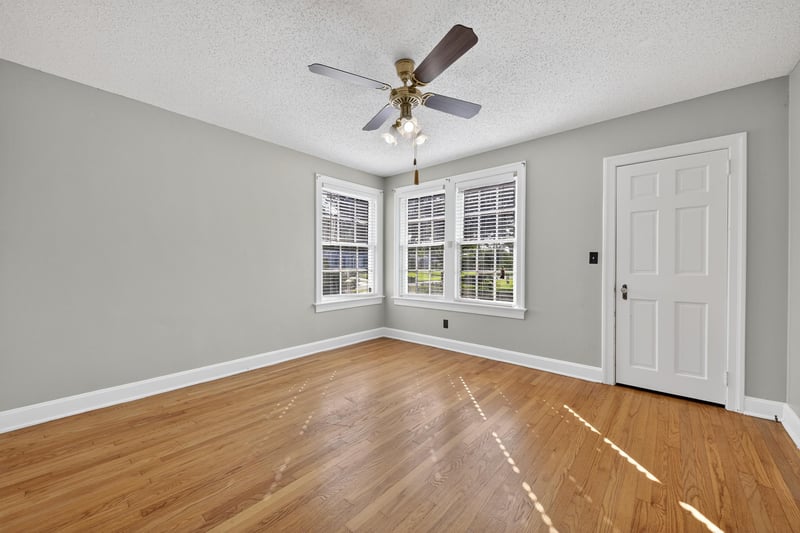 Photo 34 of 1425 Pinetree Rd, Jacksonville, FL 32207, photographed by Megapixeler