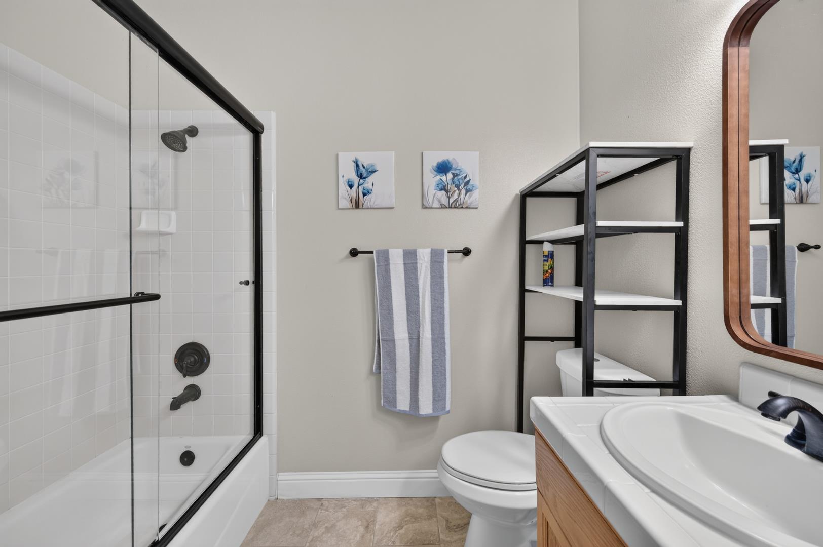 633 W Richmond Ave, photo 67