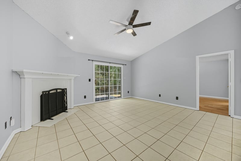 Photo 9 of 7751 Fawn Lake Dr S, Jacksonville, FL 32256, photographed by Megapixeler