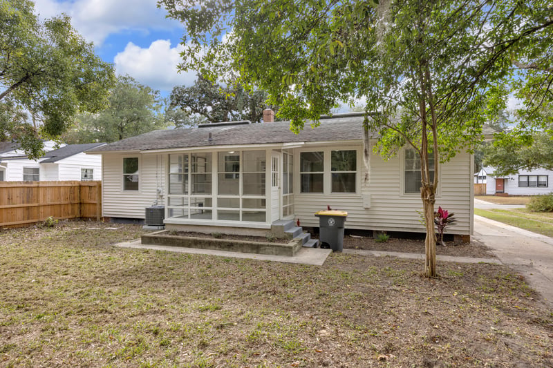 Photo 29 of 1641 Charon Rd, Jacksonville, FL 32205, photographed by Megapixeler