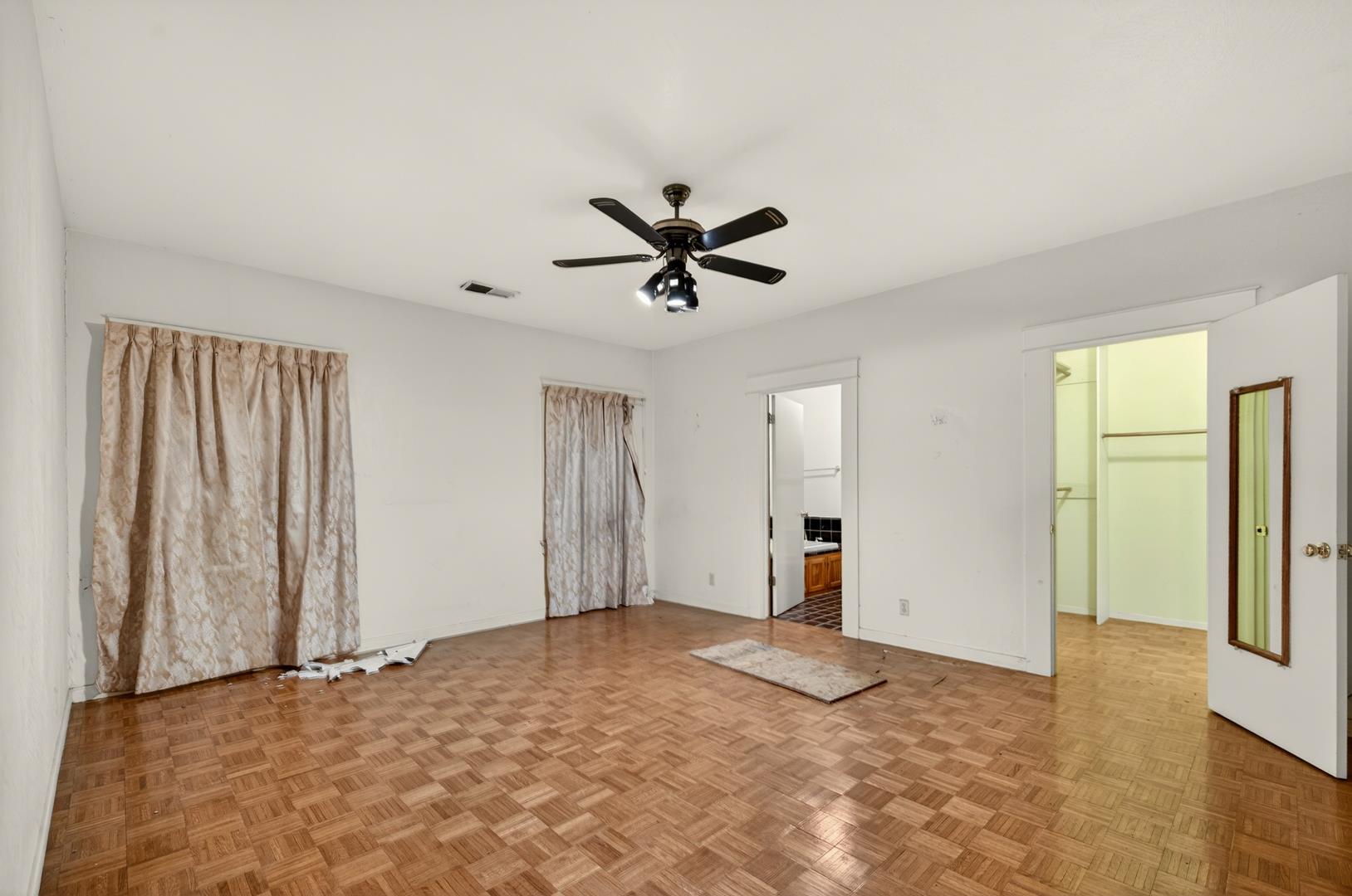 435 N Alta Ave, photo 46