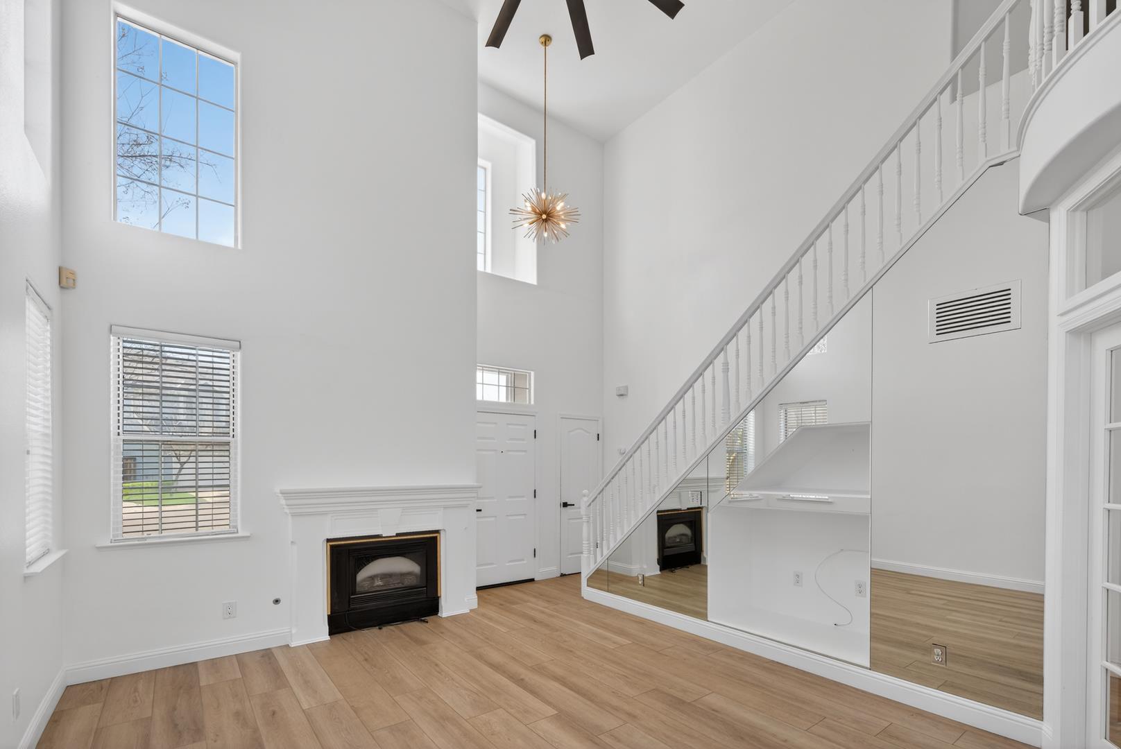 1079 E Monticello Cir, photo 22