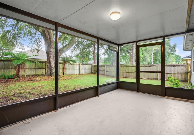 Photo 32 of 7770 Invermere Blvd N, Jacksonville, FL 32244, photographed by Megapixeler