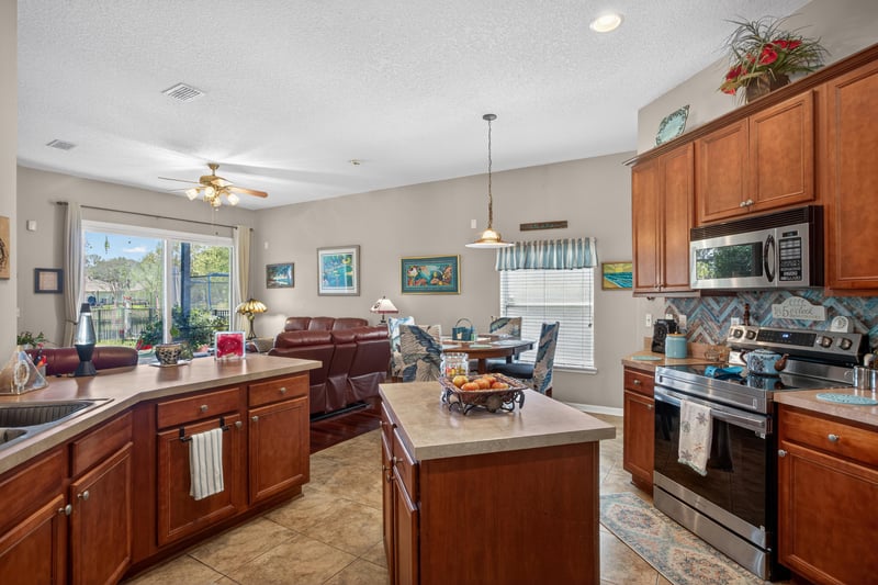 Photo 14 of 3378 Ivybridge Ct, Jacksonville, FL 32226, photographed by Megapixeler