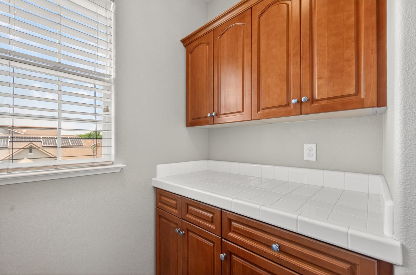 714 W Riviera Ln, photo 48