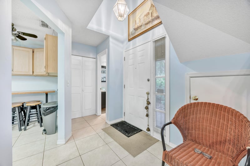 Photo 4 of 1522 Sand Dollar Cir, Neptune Beach, FL 32266, photographed by Megapixeler
