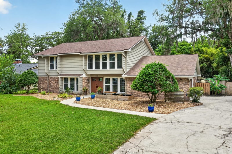 Photo 2 of 9616 Beauclerc Bluff Rd, Jacksonville, FL 32257, photographed by Megapixeler
