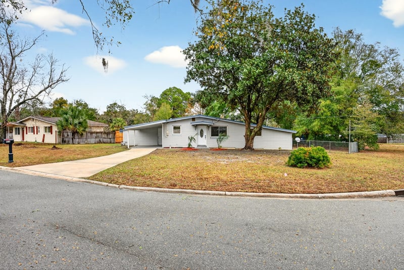 Photo 29 of 4725 Tango Ln W, Jacksonville, FL 32210, photographed by Megapixeler