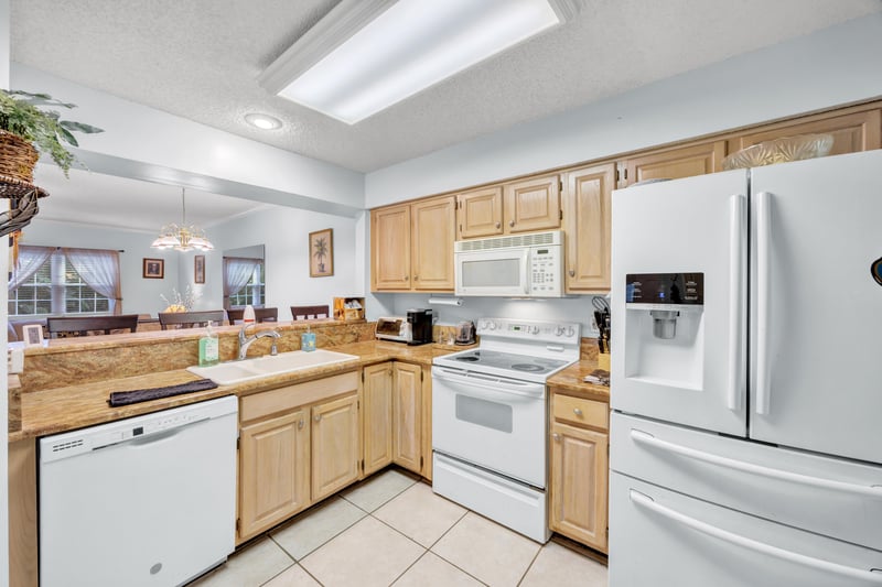 Photo 6 of 1522 Sand Dollar Cir, Neptune Beach, FL 32266, photographed by Megapixeler