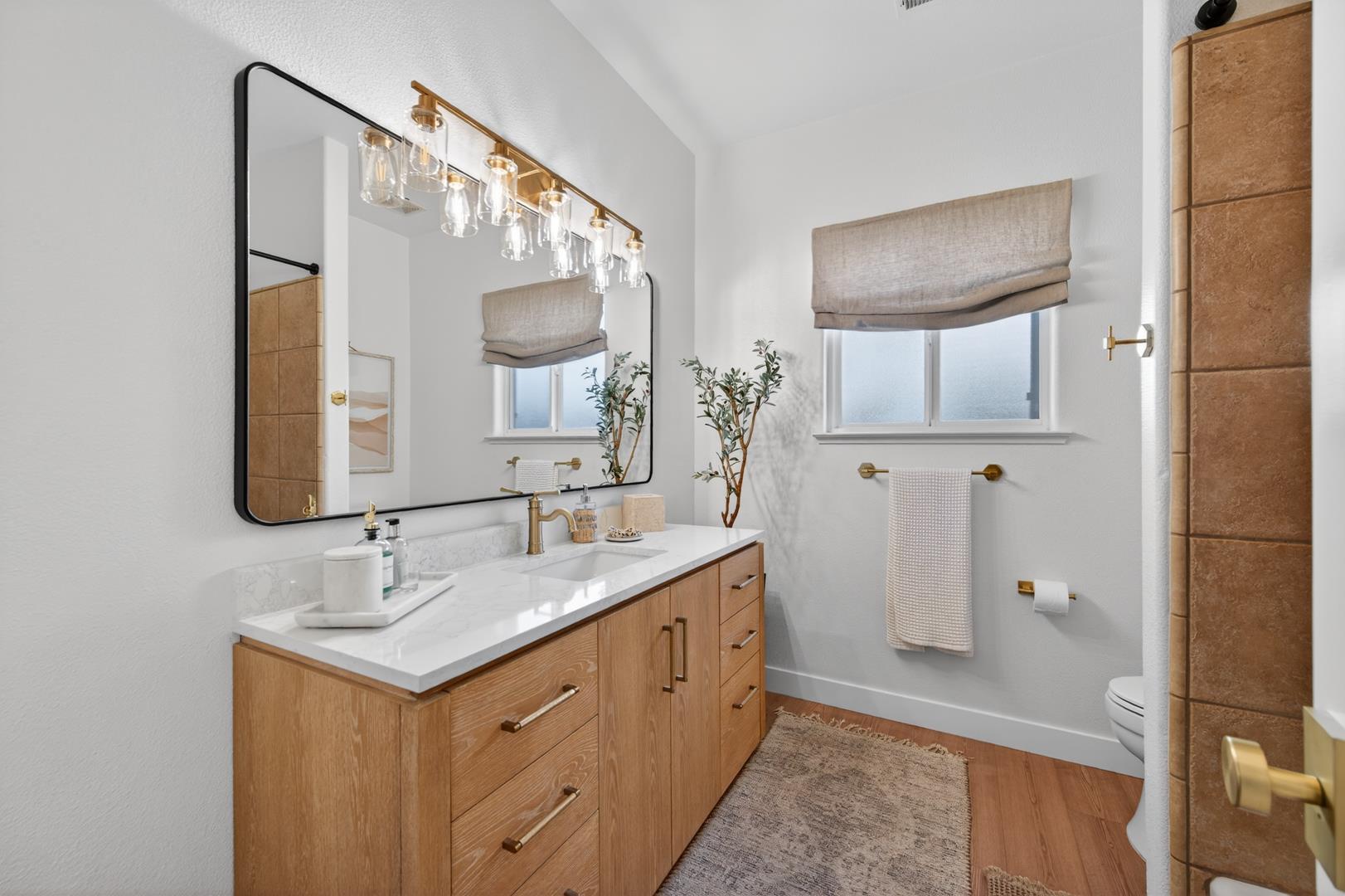 1555 Taylor Ln, photo 48