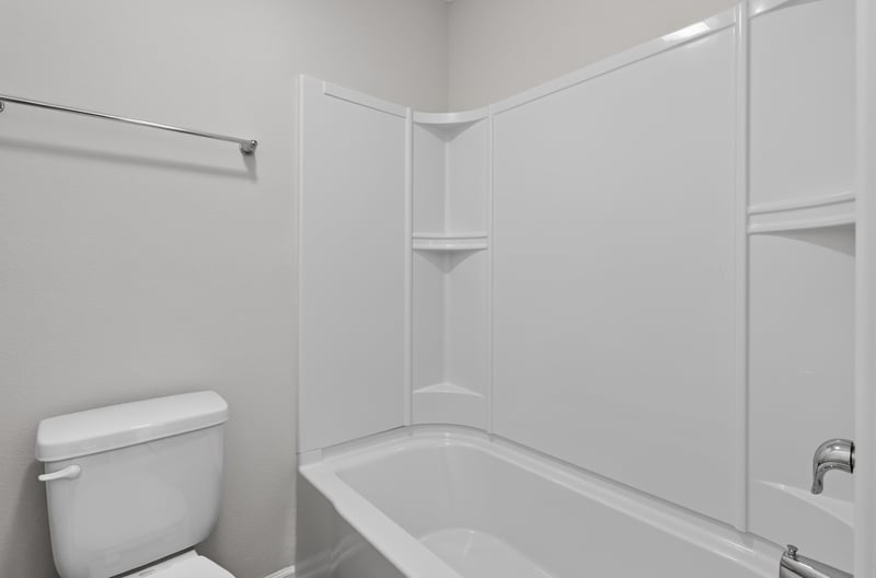 Hall bathroom tub and shower at 4024 Bay Hawk Ct, Jacksonville, FL