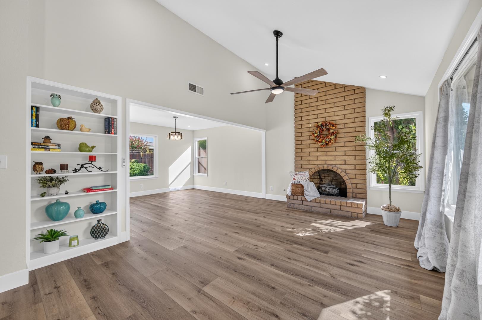 3208 E Palo Alto Ave, photo 18