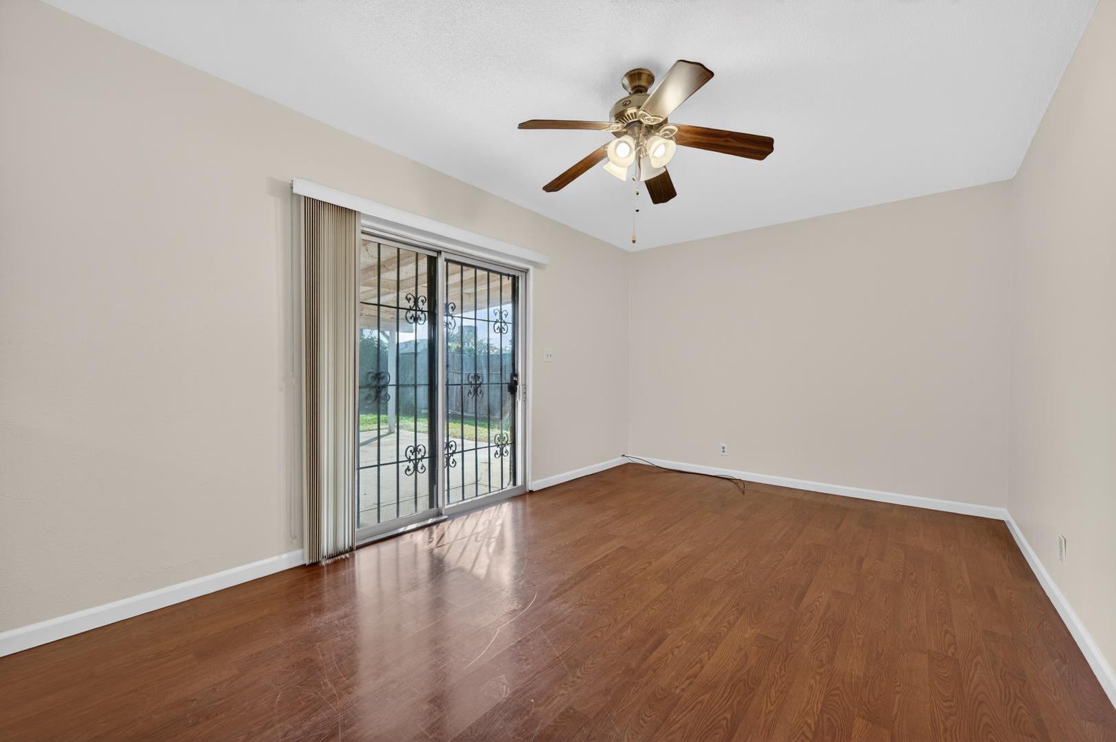 1335 Cindy Ave, photo 20