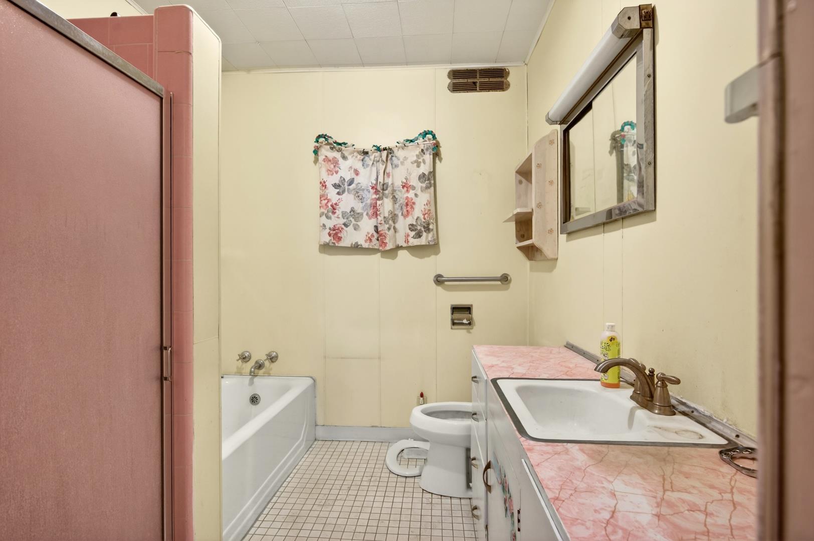 435 N Alta Ave, photo 45