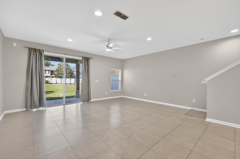 Family Room at 3910 Buckthorne Dr, Orange Park, FL 32065