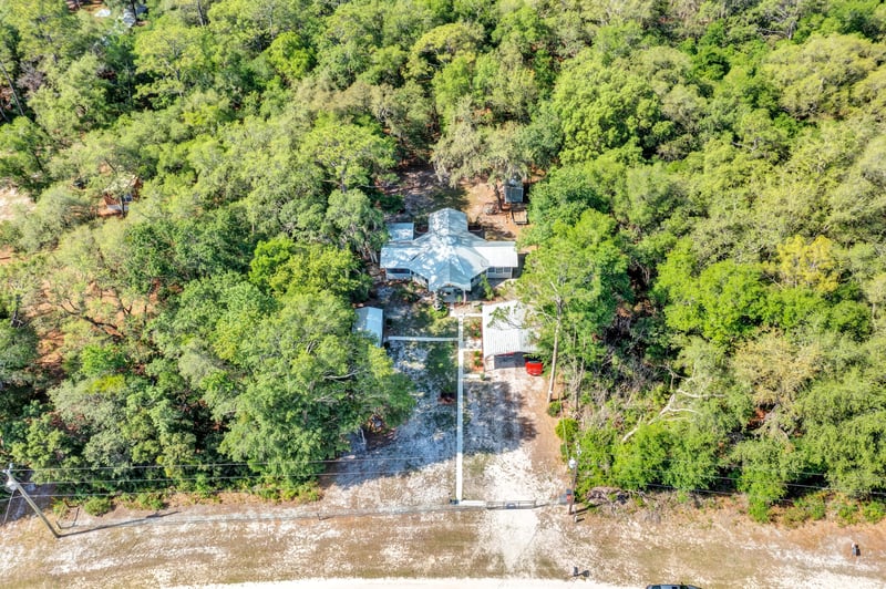 Photo 33 of 185 Violet Cir, Interlachen, FL 32148, photographed by Megapixeler
