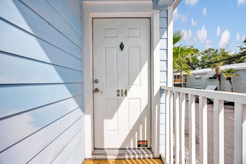 Photo 4 of 3434 Blanding Blvd unit 214, Jacksonville, FL 32210, photographed by Megapixeler