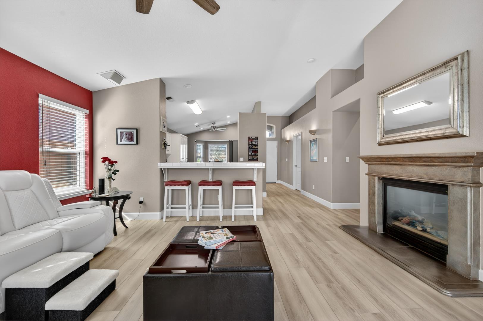 2567 E Tarragon Way, photo 21