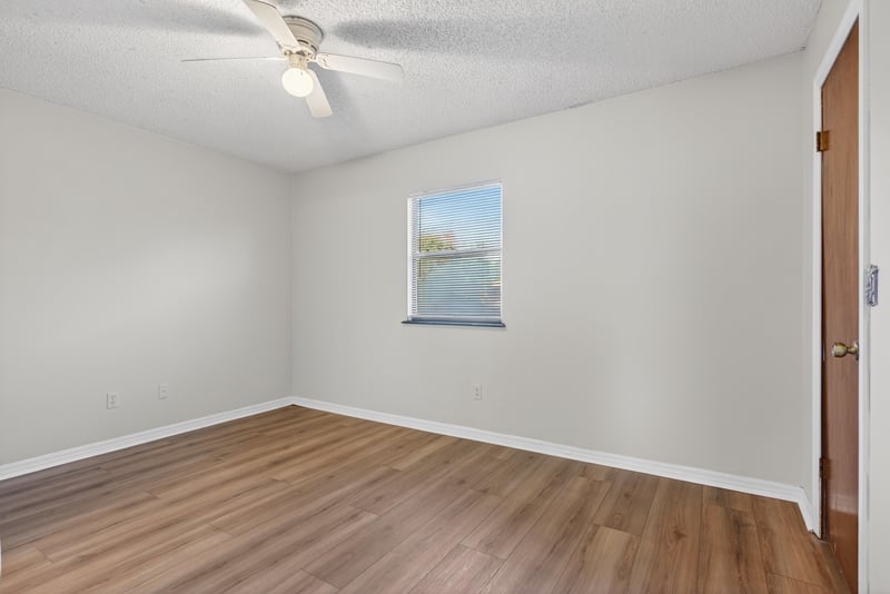 Photo 15 of 4482 Melissa Ct W, Jacksonville, FL 32210, photographed by Megapixeler