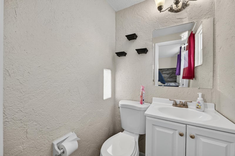 Photo 26 of 409 Parkwood Dr, Orange Park, FL 32073, photographed by Megapixeler