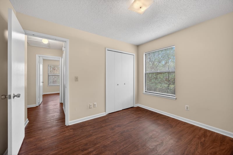 Photo 15 of 8725 Huntington Woods Cir N, Jacksonville, FL 32244, photographed by Megapixeler