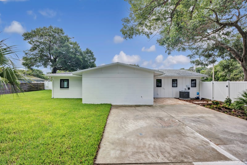 Photo 24 of 1124 Oceanwood Dr S, Neptune Beach, FL 32266, photographed by Megapixeler