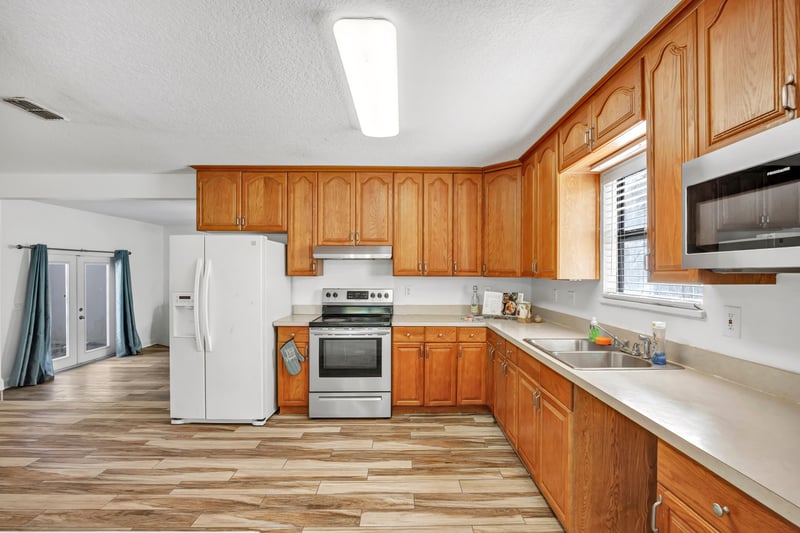 Photo 30 of 8626 Taylor Field Rd, Jacksonville, FL 32244, photographed by Megapixeler