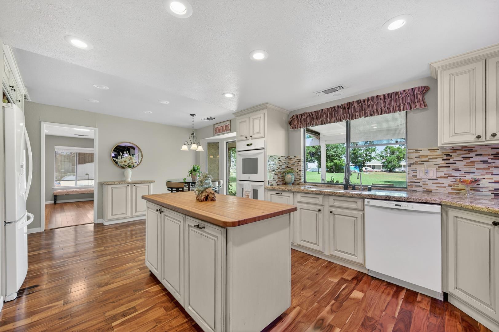 11640 E Sierra Ave, photo 86