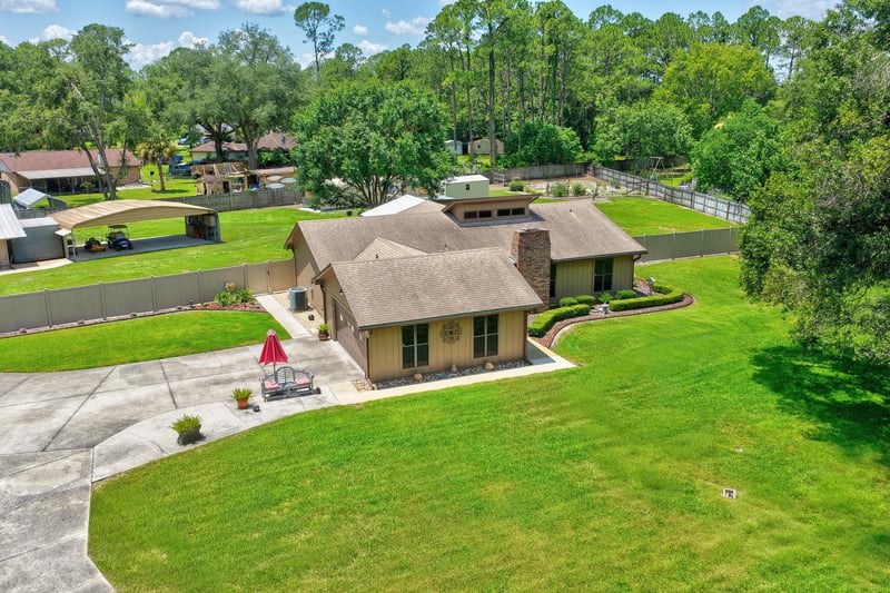 Photo 4 of 1555 Surrey Glen Cove, Middleburg, FL 32068, photographed by Megapixeler