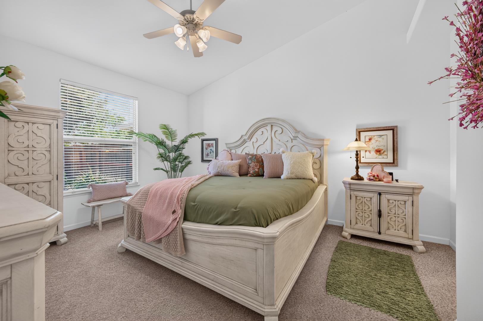 337 Village Dr, photo 56