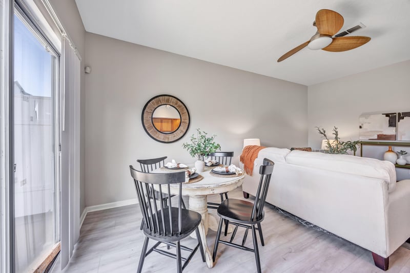 Photo 6 of 5260 Collins Rd unit 907, Jacksonville, FL 32244, photographed by Megapixeler