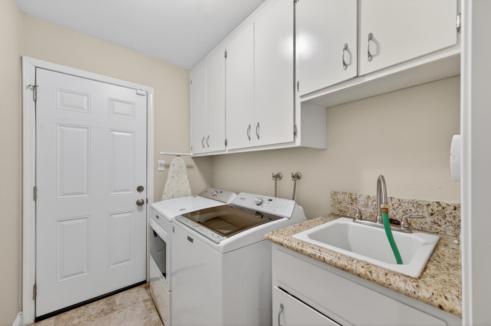 3132 W Alluvial Ave, photo 37