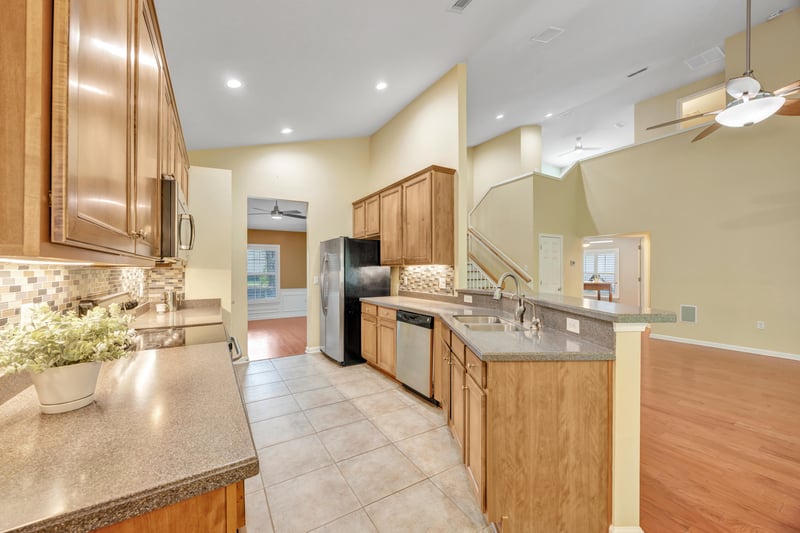 Photo 19 of 9221 Rosewater Ln, Jacksonville, FL 32256, photographed by Megapixeler
