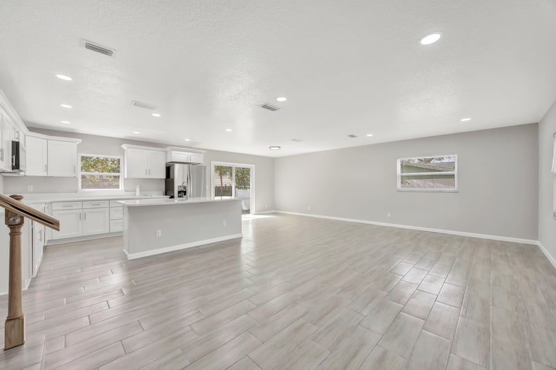 Photo 9 of 8194 Caravelle Dr, Jacksonville, FL 32244, photographed by Megapixeler