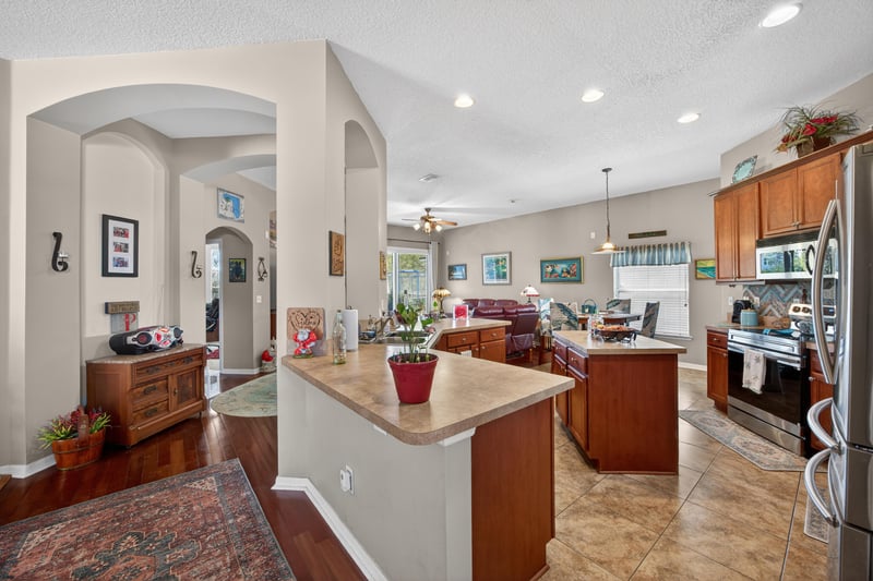 Photo 5 of 3378 Ivybridge Ct, Jacksonville, FL 32226, photographed by Megapixeler