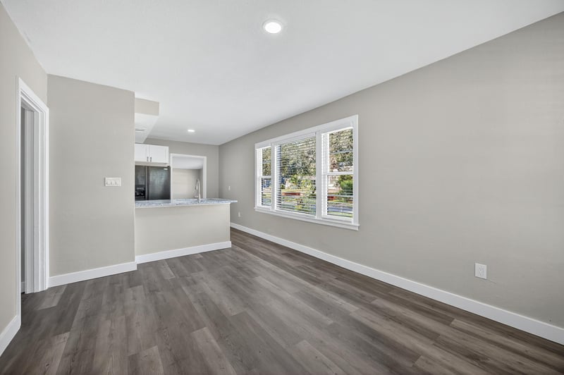 Photo 10 of 5202 Birkenhead Rd, Jacksonville, FL 32210, photographed by Megapixeler