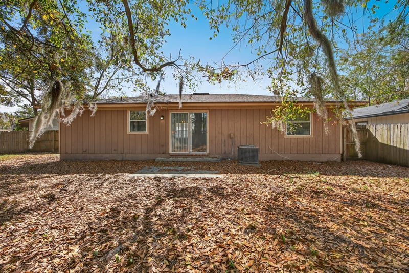 Photo 23 of 5033 Yearling Ln, Jacksonville, FL 32210, photographed by Megapixeler