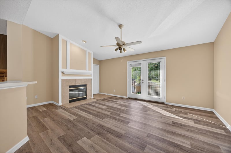 Living Room 3 at 13727 Richmond Park Dr N unit 105, Jacksonville, FL 32224