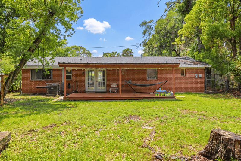 Photo 33 of 7221 Dostie Dr E, Jacksonville, FL 32209, photographed by Megapixeler