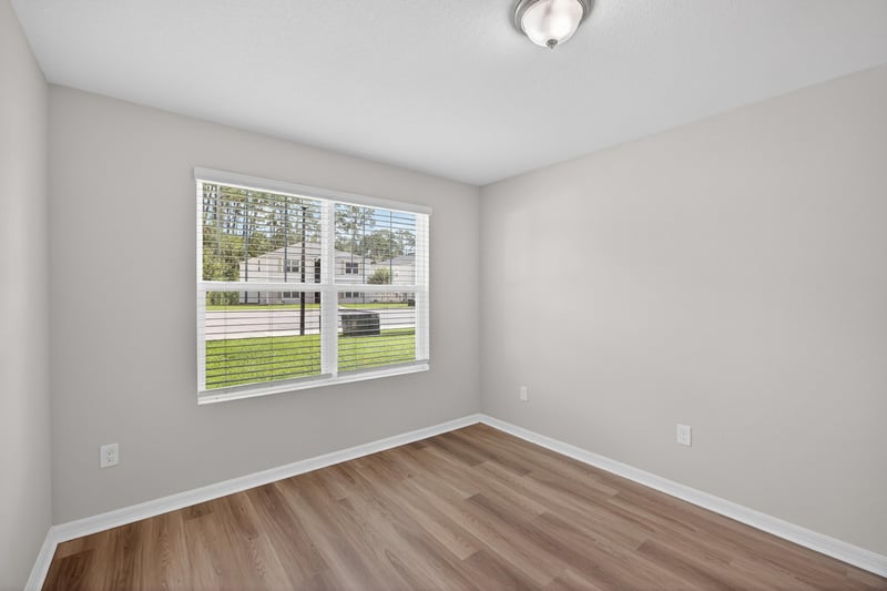 Photo 32 of 7650 Mailes Ct, Jacksonville, FL 32210, photographed by Megapixeler