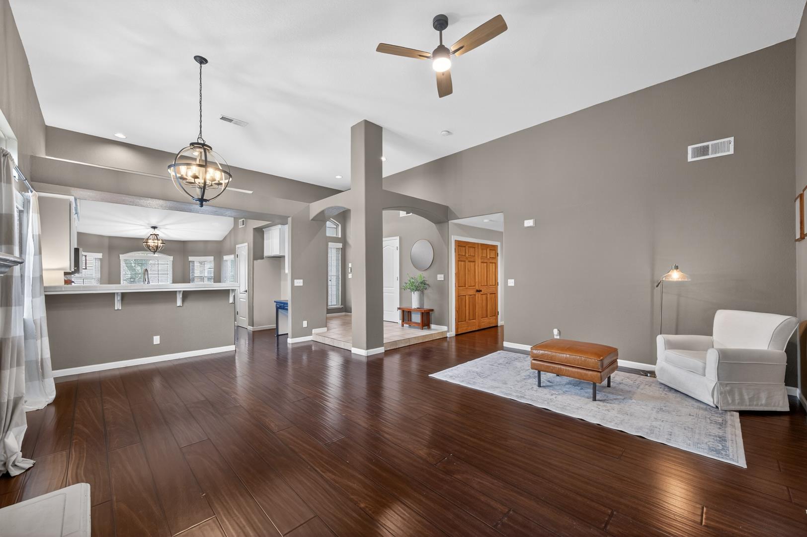 2873 E El Paso Ave, photo 22
