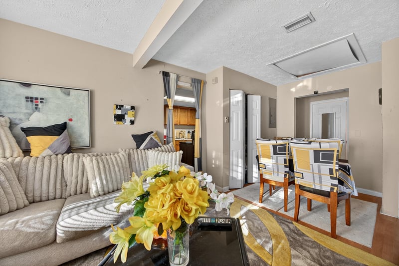 Gina (57) at 1209 Ida St, Jacksonville, FL 32208