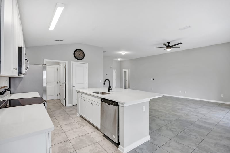 Photo 10 of 12524 Creekside Manor Drive, Jacksonville, FL 32218, photographed by Megapixeler